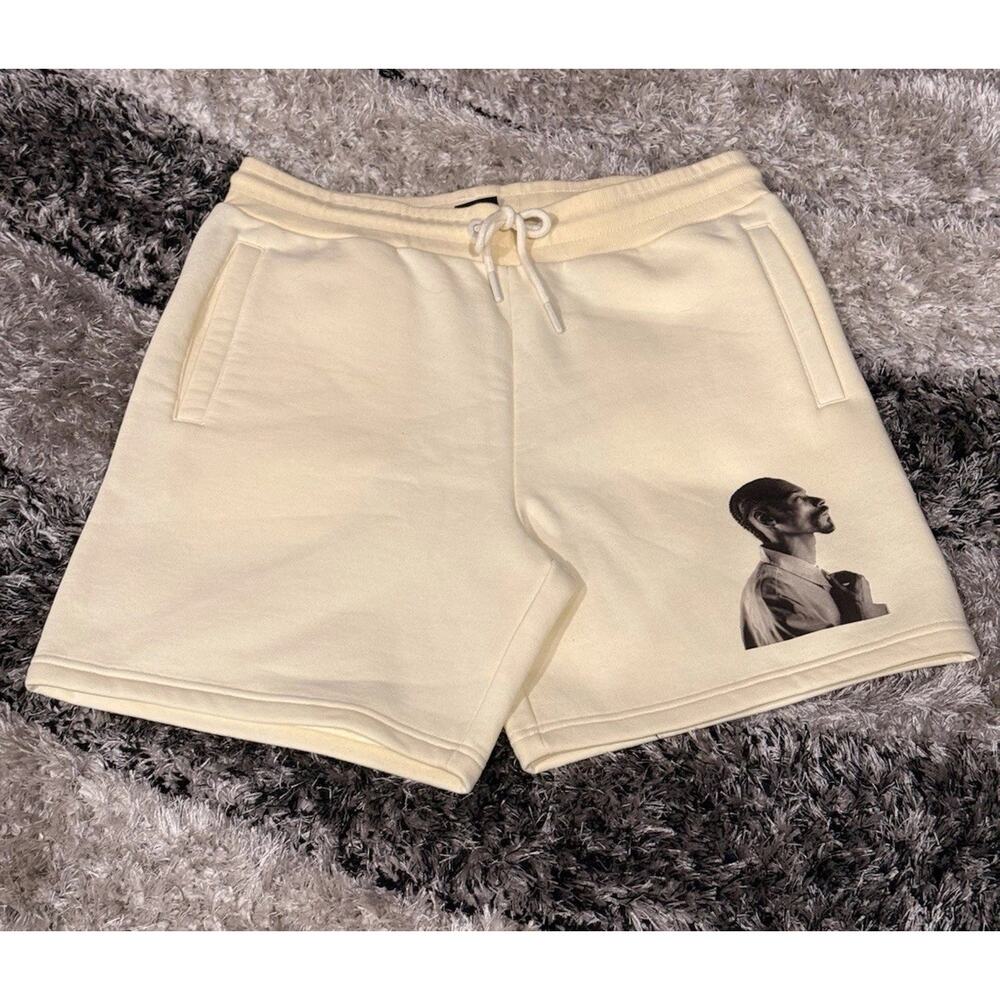 Death Row Records Snoop Dogg Graphic Fleece Cream Shorts Men’s Large NWOT